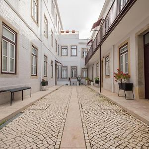 Charming Apartment In Private Condominium At Graca